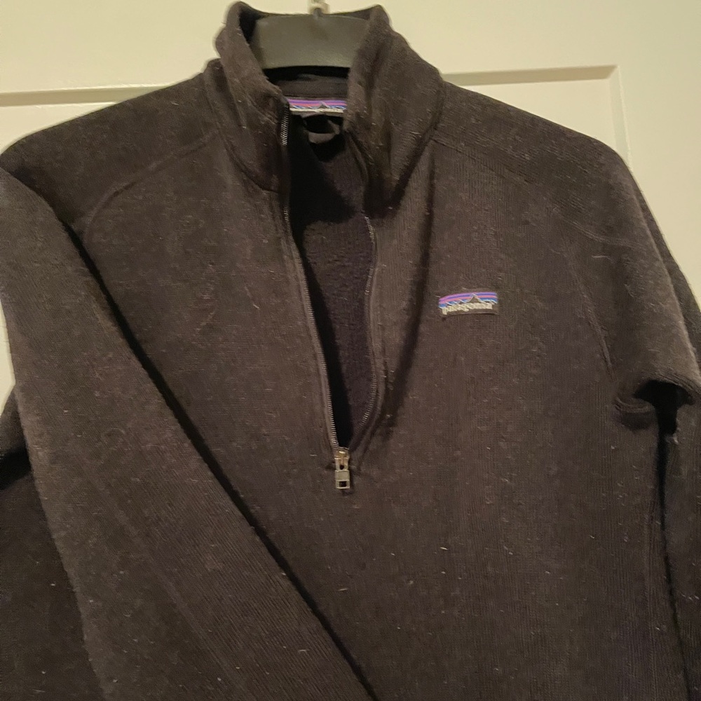 Black, Patagonia, half zip